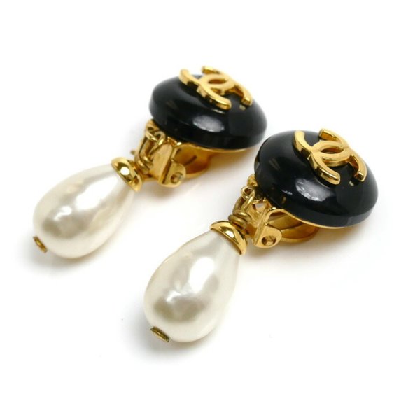 CHANEL Chanel GP Fake Pearl Coco Mark Earrings 7.9g for Women - Picture 3 of 5